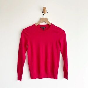 Banana Republic Women's Sweater Top Merino Wool Ribbed Hem Scallop Neck Red XS